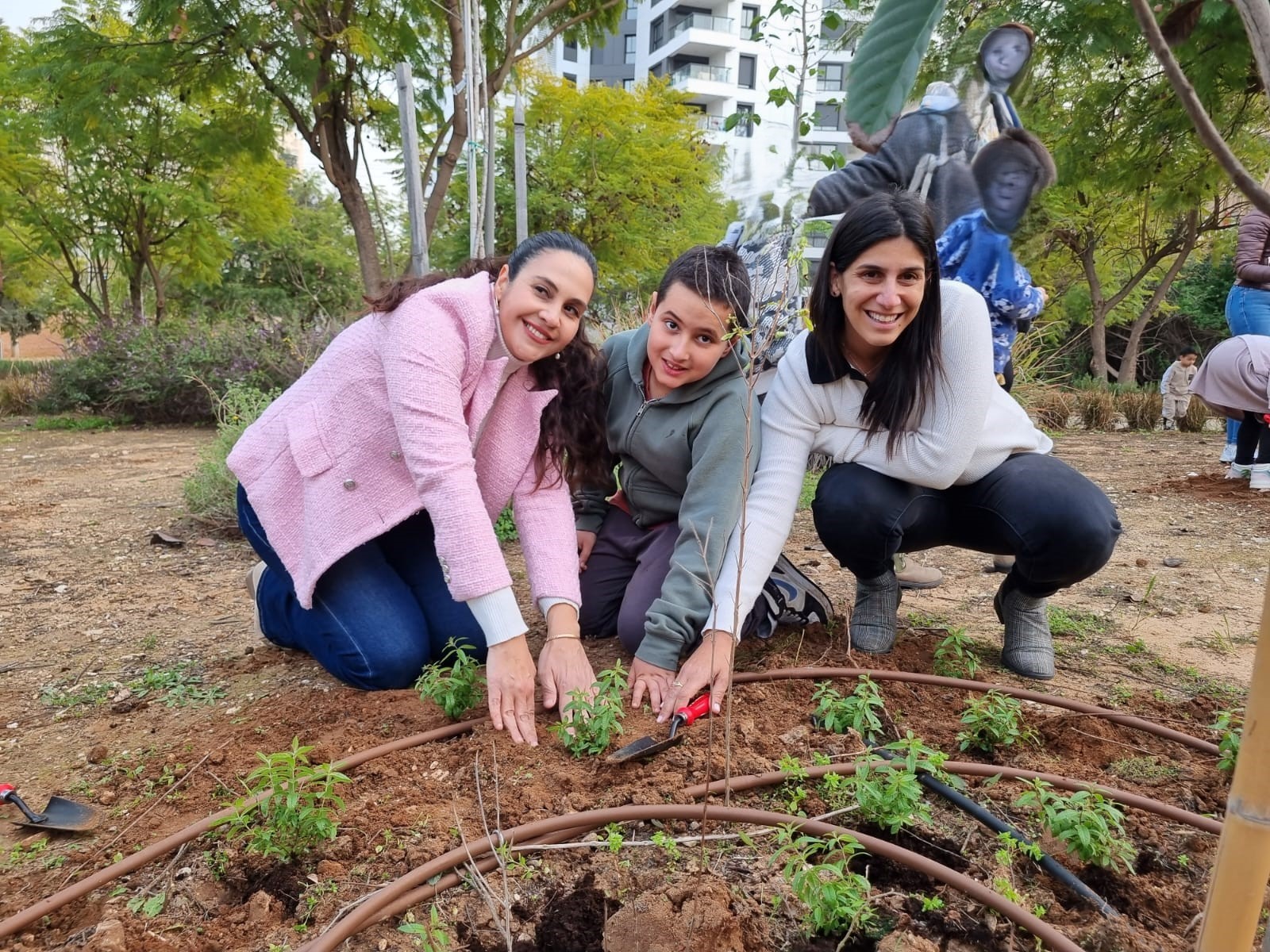 נטיעות למשפחות עם צרכים מיוחדים 