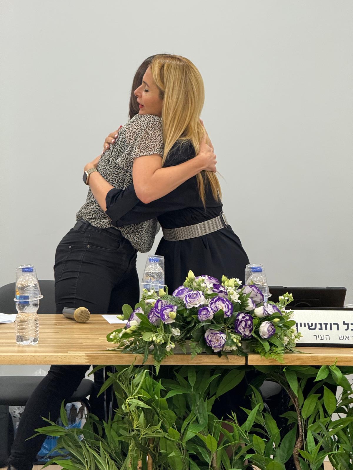 מועצת העיר קריית אונו הצדיעה לגיבורות השקטות של המלחמה