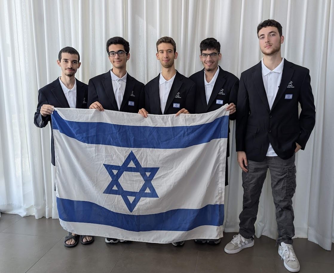 מהממד בתיכון בן צבי למדליה במדעי המחשב