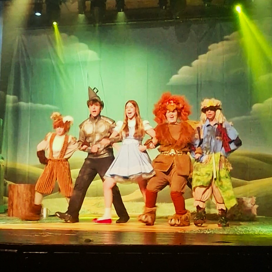 קריית אונו גאה להציג - מחזמר מקומי ברמה של פסטיגל הקוסם מארץ עוץ