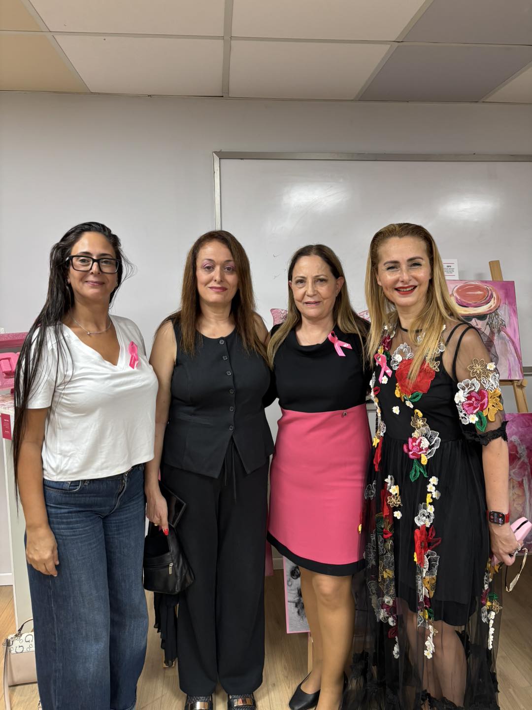 קריית התרבות אונו נצבעה ורוד בערב שפתח את חודש המודעות לסרטן השד