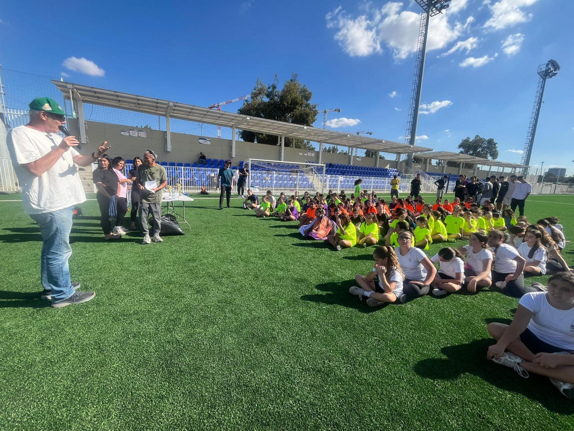 אגדות דשא סיכום אליפויות בתי הספר היסודיים בכדורגל