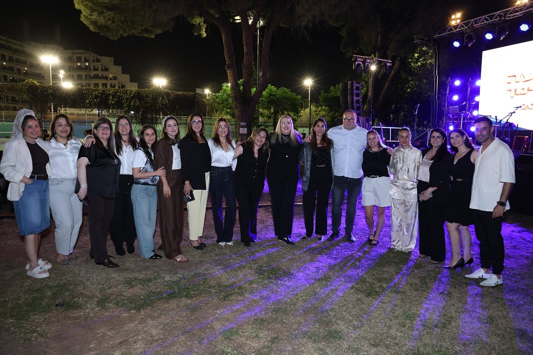 קריית אונו הצדיעה לכ-1,000 עובדי ועובדות מערכת החינוך בערב הוקרה חגיגי