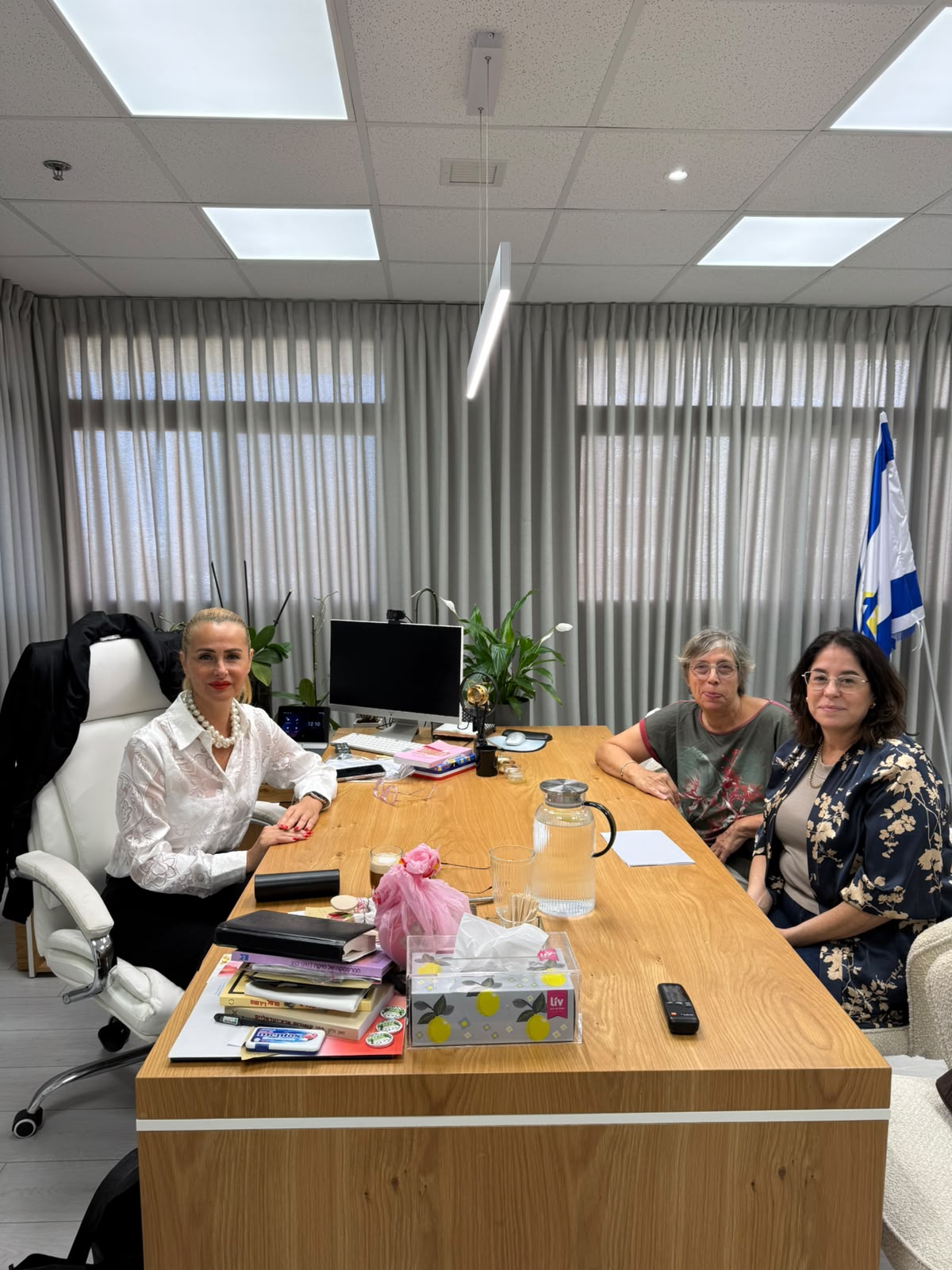 מבצע הקש בדלת קריית אונו בחודש המודעות לסרטן השד